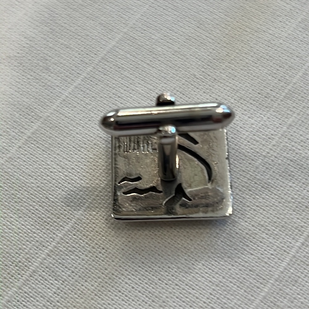 Set of Cufflink and Tie Bar Silver Tone - Picture 3 of 5